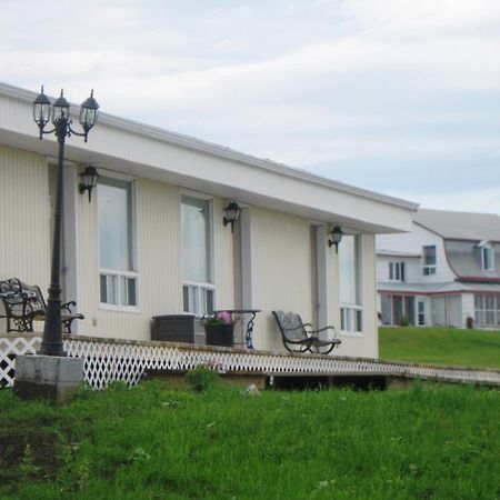 Motel De La Pointe Aux Bouleaux Baie-Sainte-Catherine Εξωτερικό φωτογραφία