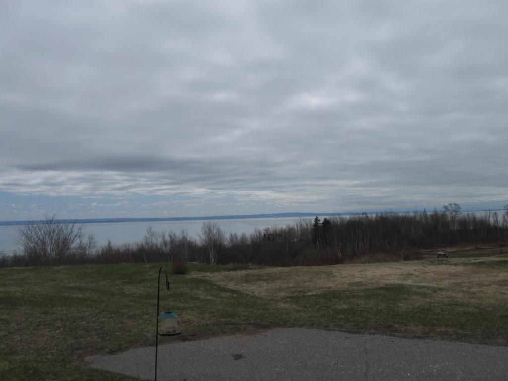 Motel De La Pointe Aux Bouleaux Baie-Sainte-Catherine Εξωτερικό φωτογραφία