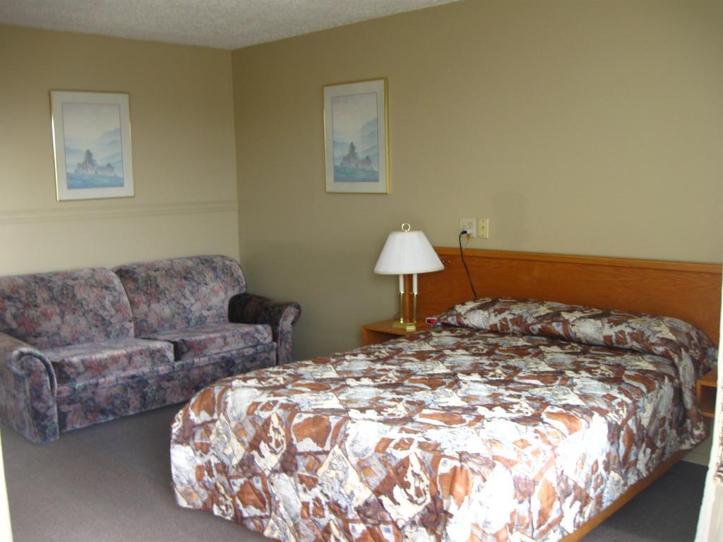 Motel De La Pointe Aux Bouleaux Baie-Sainte-Catherine Εξωτερικό φωτογραφία